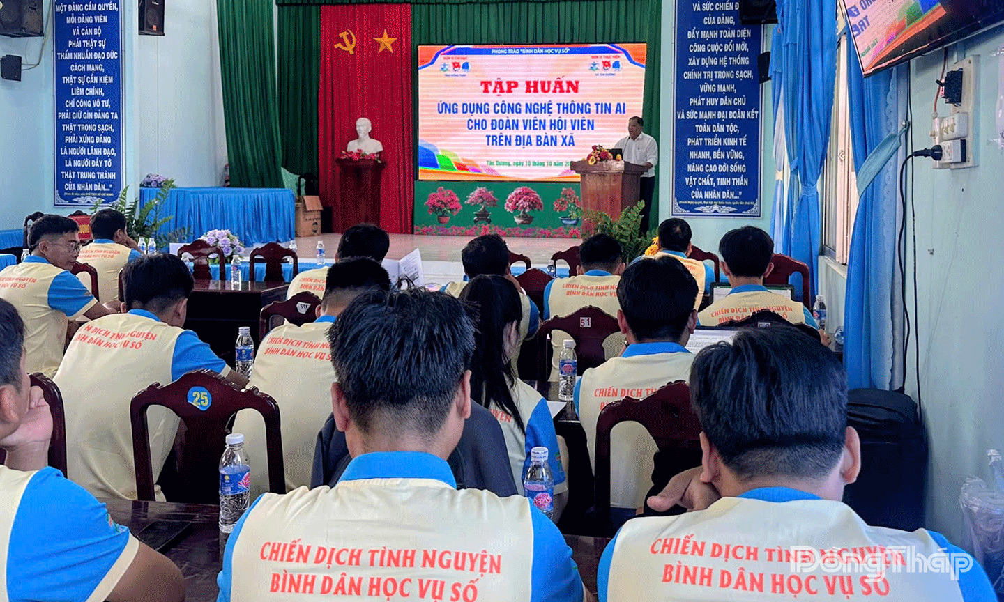 Tập huấn ứng dụng Trí tuệ nhân tạo (AI) cho cán bộ, đoàn viên, hội viên